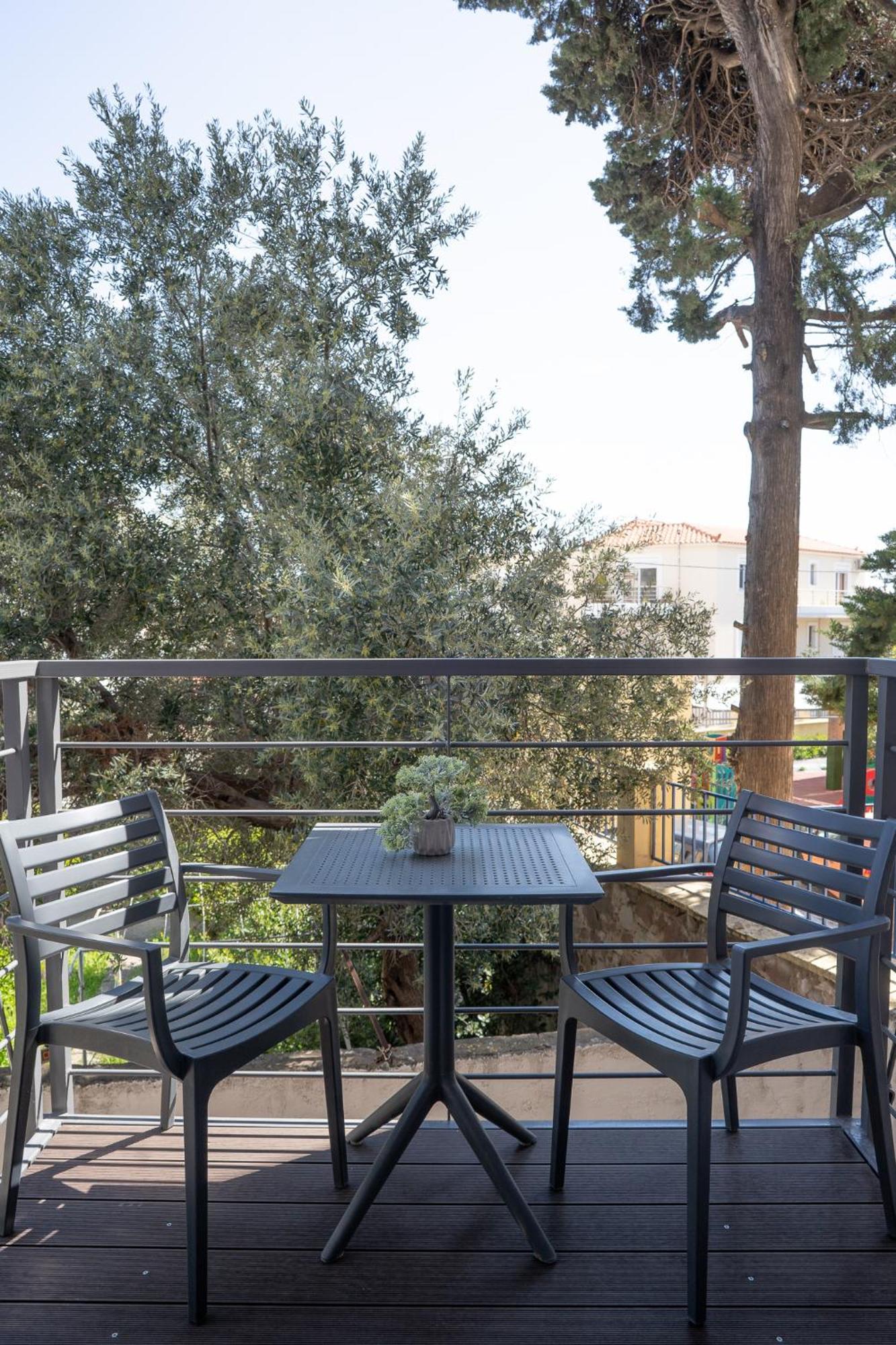 Two Bedroom Apartment, Mytilene Lesvos Экстерьер фото